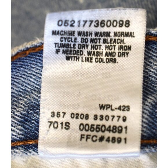 Levi's 550 Red Tab Light Wash Relaxed Fit Jeans - Picture 14 of 15